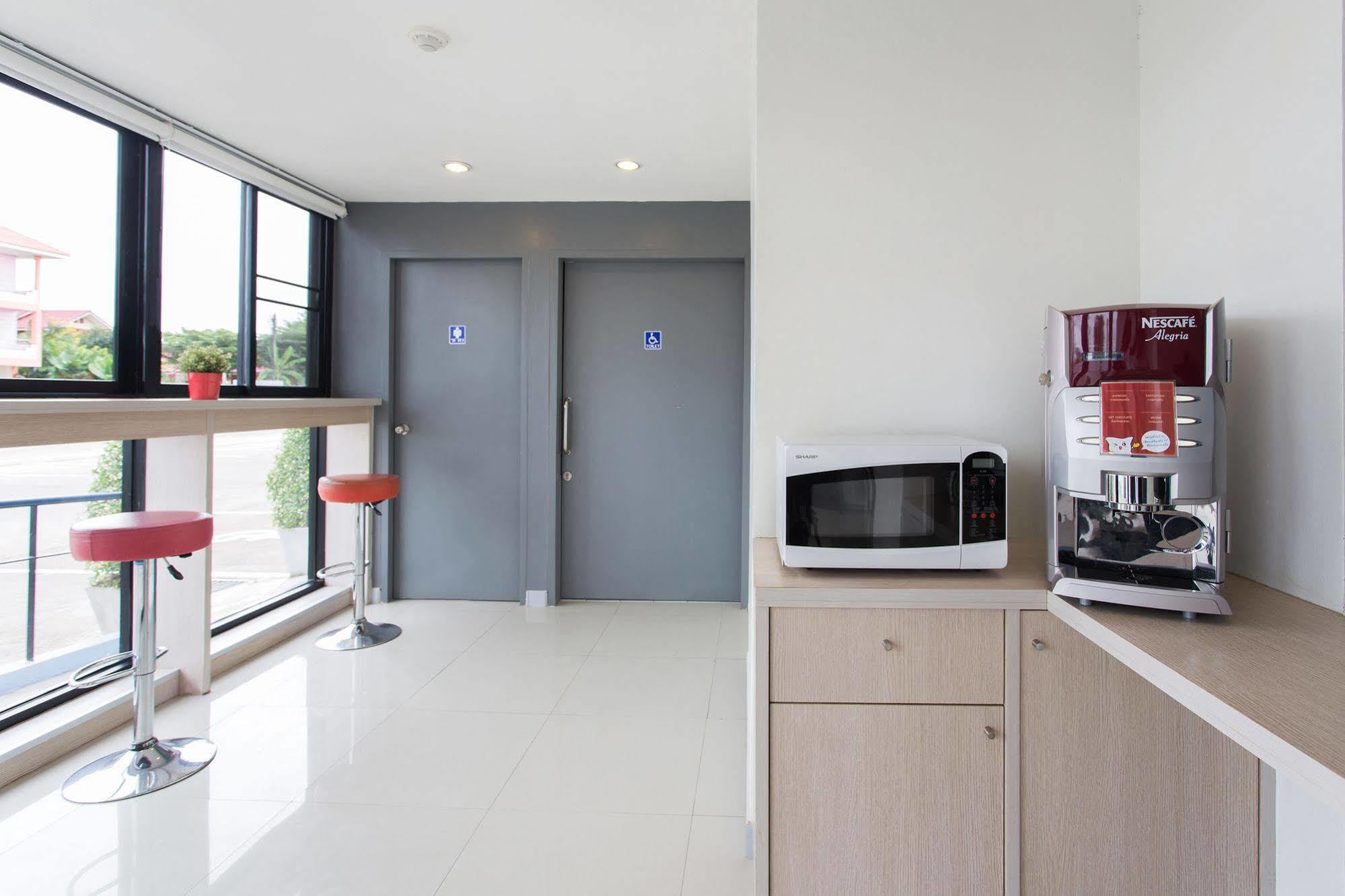 Hop Inn Nong Khai Exterior foto